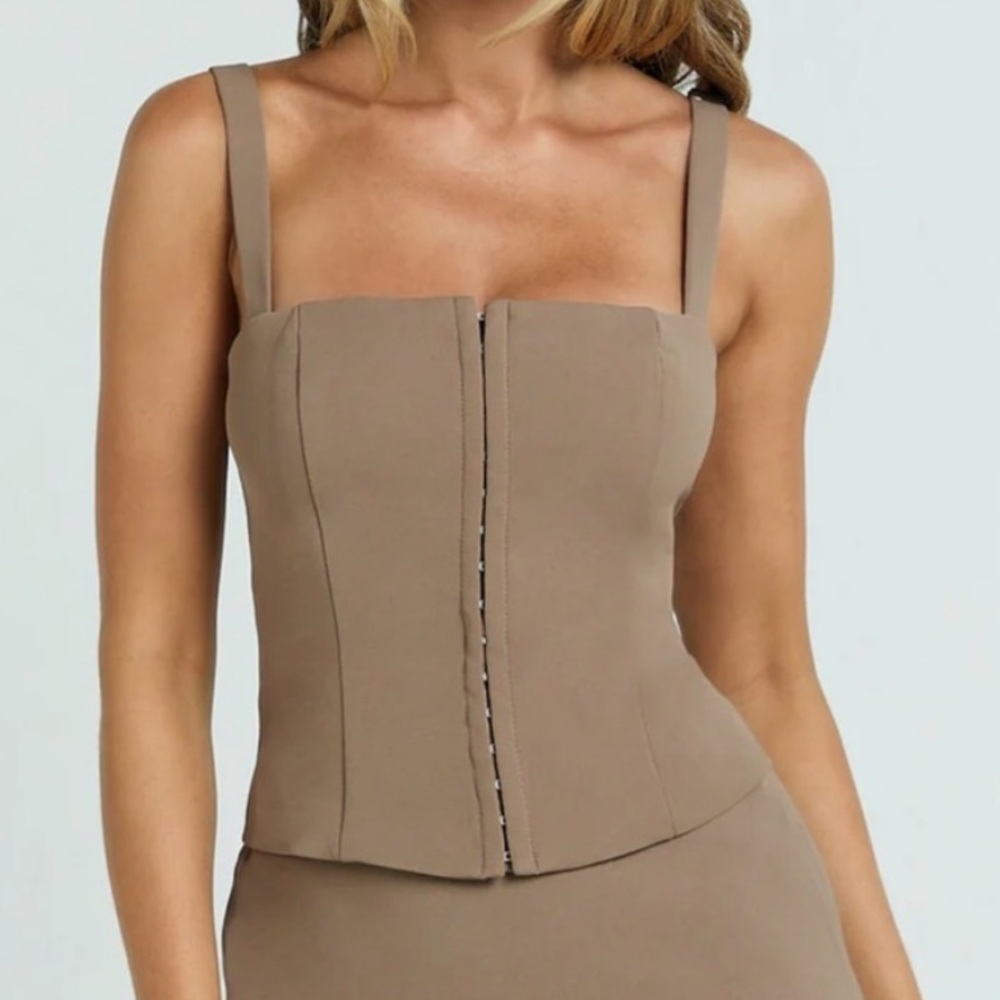 Showpo Mikey Top Mocha NWT Corset Neck Hook and Eye Size 4